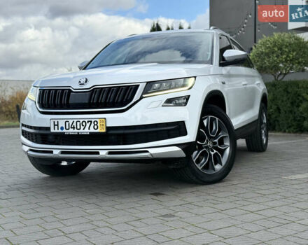 Белый Шкода Kodiaq, объемом двигателя 1.97 л и пробегом 230 тыс. км за 26999 $, фото 65 на Automoto.ua