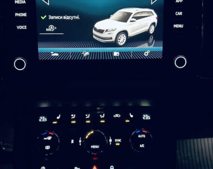 Білий Шкода Kodiaq, об'ємом двигуна 1.97 л та пробігом 218 тис. км за 27300 $, фото 36 на Automoto.ua