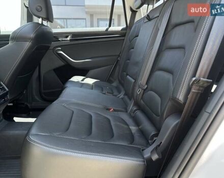 Белый Шкода Kodiaq, объемом двигателя 1.97 л и пробегом 170 тыс. км за 26900 $, фото 18 на Automoto.ua