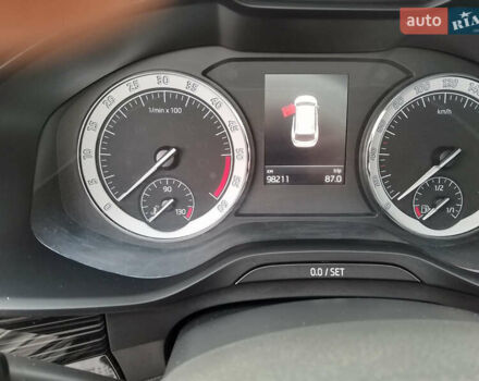 Белый Шкода Kodiaq, объемом двигателя 1.97 л и пробегом 98 тыс. км за 28500 $, фото 27 на Automoto.ua