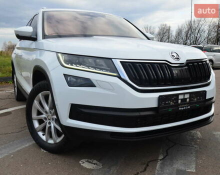 Білий Шкода Kodiaq, об'ємом двигуна 2 л та пробігом 285 тис. км за 25950 $, фото 18 на Automoto.ua