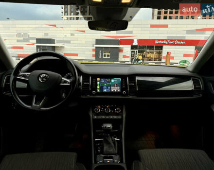 Белый Шкода Kodiaq, объемом двигателя 0 л и пробегом 377 тыс. км за 22500 $, фото 14 на Automoto.ua