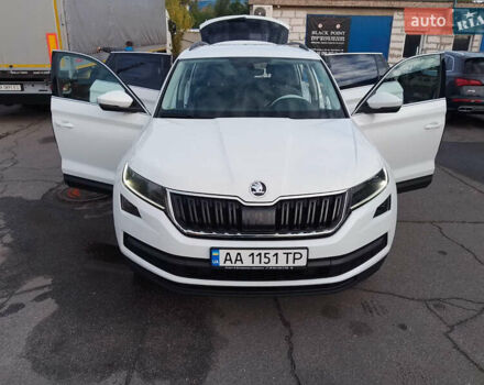 Белый Шкода Kodiaq, объемом двигателя 1.97 л и пробегом 98 тыс. км за 28500 $, фото 10 на Automoto.ua