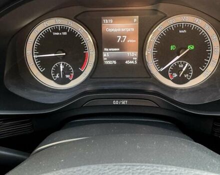 Білий Шкода Kodiaq, об'ємом двигуна 1.97 л та пробігом 195 тис. км за 28999 $, фото 19 на Automoto.ua