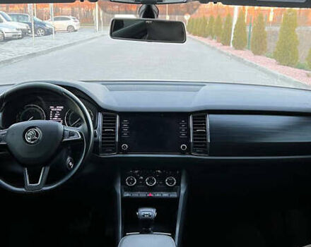 Белый Шкода Kodiaq, объемом двигателя 1.98 л и пробегом 209 тыс. км за 20400 $, фото 47 на Automoto.ua