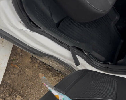 Белый Шкода Kodiaq, объемом двигателя 1.98 л и пробегом 230 тыс. км за 16000 $, фото 10 на Automoto.ua