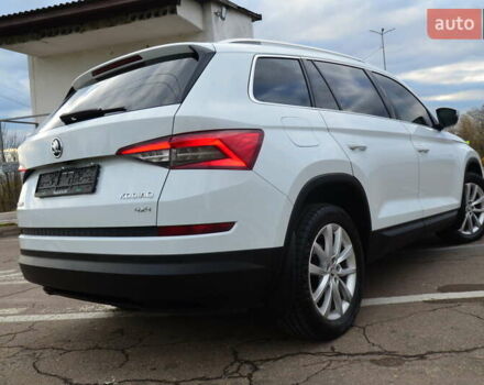 Білий Шкода Kodiaq, об'ємом двигуна 2 л та пробігом 245 тис. км за 26750 $, фото 31 на Automoto.ua