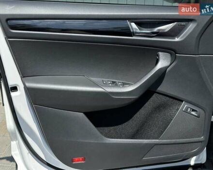 Белый Шкода Kodiaq, объемом двигателя 1.97 л и пробегом 170 тыс. км за 26900 $, фото 28 на Automoto.ua