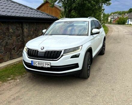 Білий Шкода Kodiaq, об'ємом двигуна 2 л та пробігом 190 тис. км за 28000 $, фото 1 на Automoto.ua