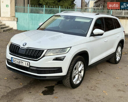 Белый Шкода Kodiaq, объемом двигателя 1.97 л и пробегом 263 тыс. км за 23800 $, фото 20 на Automoto.ua