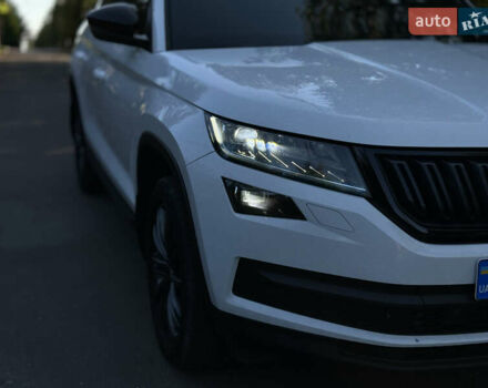 Білий Шкода Kodiaq, об'ємом двигуна 1.97 л та пробігом 256 тис. км за 24999 $, фото 1 на Automoto.ua