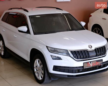 Белый Шкода Kodiaq, объемом двигателя 2 л и пробегом 170 тыс. км за 23900 $, фото 5 на Automoto.ua