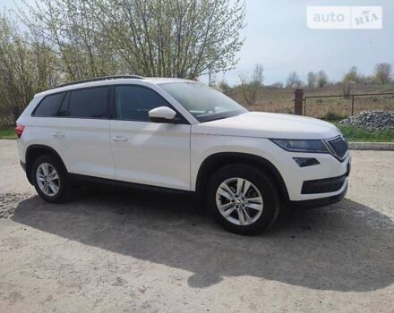 Белый Шкода Kodiaq, объемом двигателя 1.97 л и пробегом 276 тыс. км за 22500 $, фото 34 на Automoto.ua