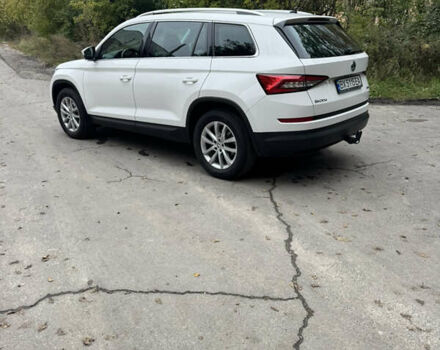 Білий Шкода Kodiaq, об'ємом двигуна 1.97 л та пробігом 218 тис. км за 27300 $, фото 7 на Automoto.ua