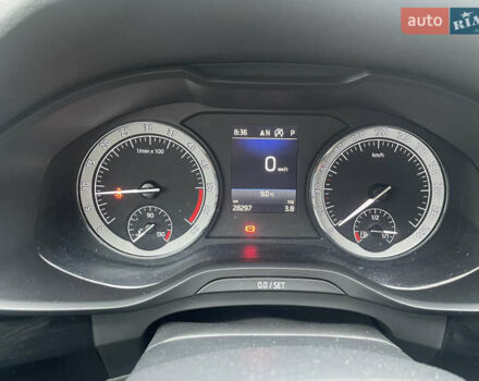 Белый Шкода Kodiaq, объемом двигателя 1.97 л и пробегом 28 тыс. км за 34000 $, фото 13 на Automoto.ua