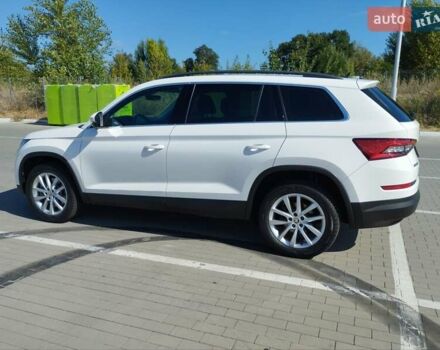Белый Шкода Kodiaq, объемом двигателя 1.97 л и пробегом 239 тыс. км за 24500 $, фото 8 на Automoto.ua