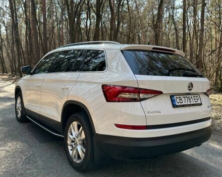 Білий Шкода Kodiaq, об'ємом двигуна 2 л та пробігом 160 тис. км за 27400 $, фото 6 на Automoto.ua