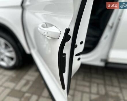 Белый Шкода Kodiaq, объемом двигателя 1.97 л и пробегом 154 тыс. км за 27000 $, фото 18 на Automoto.ua