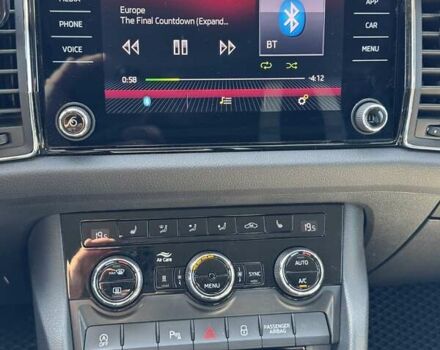 Белый Шкода Kodiaq, объемом двигателя 1.97 л и пробегом 235 тыс. км за 24000 $, фото 11 на Automoto.ua