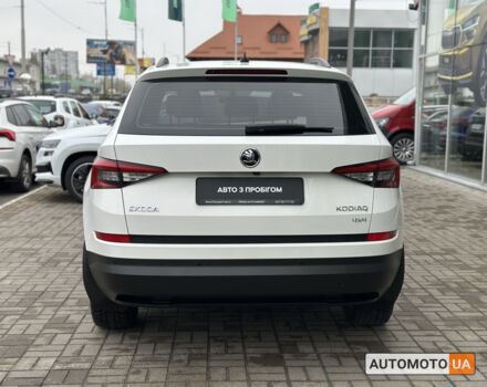 Белый Шкода Kodiaq, объемом двигателя 2 л и пробегом 154 тыс. км за 27000 $, фото 5 на Automoto.ua