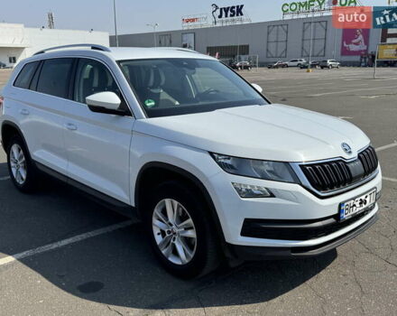 Белый Шкода Kodiaq, объемом двигателя 1.97 л и пробегом 235 тыс. км за 24000 $, фото 6 на Automoto.ua