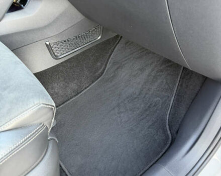 Білий Шкода Kodiaq, об'ємом двигуна 1.98 л та пробігом 239 тис. км за 22500 $, фото 24 на Automoto.ua