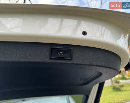 Білий Шкода Kodiaq, об'ємом двигуна 1.97 л та пробігом 131 тис. км за 29750 $, фото 20 на Automoto.ua