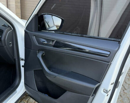 Білий Шкода Kodiaq, об'ємом двигуна 1.98 л та пробігом 239 тис. км за 22500 $, фото 23 на Automoto.ua