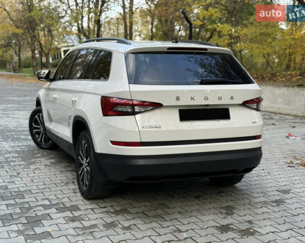 Білий Шкода Kodiaq, об'ємом двигуна 1.97 л та пробігом 79 тис. км за 31000 $, фото 32 на Automoto.ua