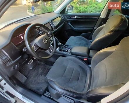 Белый Шкода Kodiaq, объемом двигателя 1.98 л и пробегом 38 тыс. км за 27500 $, фото 21 на Automoto.ua