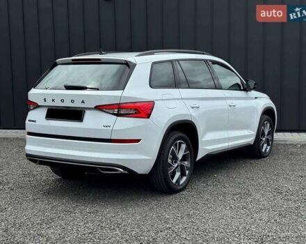 Белый Шкода Kodiaq, объемом двигателя 2 л и пробегом 137 тыс. км за 37600 $, фото 6 на Automoto.ua