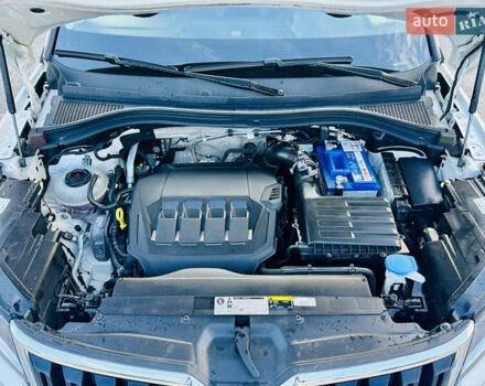 Белый Шкода Kodiaq, объемом двигателя 1.98 л и пробегом 229 тыс. км за 21500 $, фото 22 на Automoto.ua