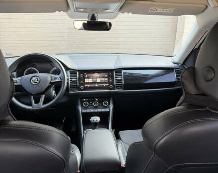Білий Шкода Kodiaq, об'ємом двигуна 1.98 л та пробігом 239 тис. км за 22500 $, фото 15 на Automoto.ua
