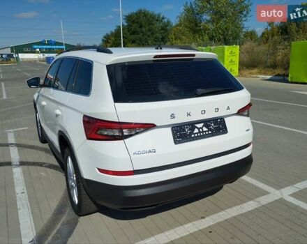 Белый Шкода Kodiaq, объемом двигателя 1.97 л и пробегом 239 тыс. км за 24500 $, фото 6 на Automoto.ua