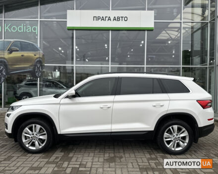 Белый Шкода Kodiaq, объемом двигателя 2 л и пробегом 154 тыс. км за 27000 $, фото 3 на Automoto.ua