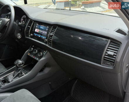 Білий Шкода Kodiaq, об'ємом двигуна 1.97 л та пробігом 79 тис. км за 31000 $, фото 10 на Automoto.ua