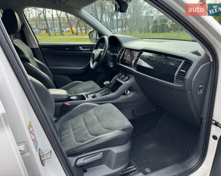 Білий Шкода Kodiaq, об'ємом двигуна 1.97 л та пробігом 131 тис. км за 29750 $, фото 23 на Automoto.ua