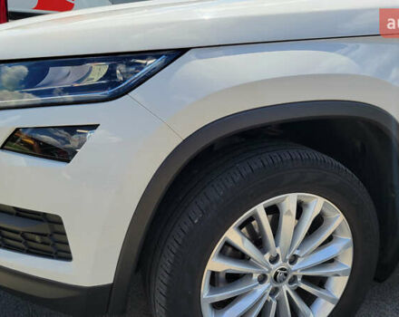 Білий Шкода Kodiaq, об'ємом двигуна 1.97 л та пробігом 100 тис. км за 31500 $, фото 1 на Automoto.ua