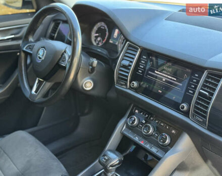 Білий Шкода Kodiaq, об'ємом двигуна 1.98 л та пробігом 238 тис. км за 21500 $, фото 17 на Automoto.ua