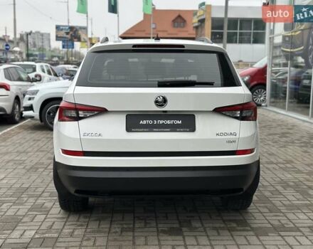 Белый Шкода Kodiaq, объемом двигателя 1.97 л и пробегом 154 тыс. км за 27000 $, фото 7 на Automoto.ua
