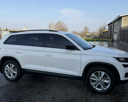 Білий Шкода Kodiaq, об'ємом двигуна 1.98 л та пробігом 239 тис. км за 22500 $, фото 4 на Automoto.ua