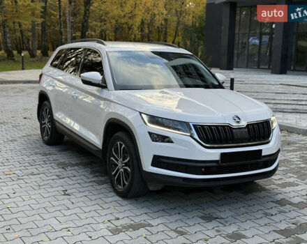 Білий Шкода Kodiaq, об'ємом двигуна 1.97 л та пробігом 79 тис. км за 31000 $, фото 39 на Automoto.ua
