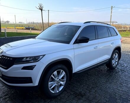 Белый Шкода Kodiaq, объемом двигателя 2 л и пробегом 239 тыс. км за 21500 $, фото 2 на Automoto.ua