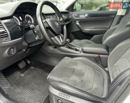 Белый Шкода Kodiaq, объемом двигателя 1.97 л и пробегом 154 тыс. км за 27000 $, фото 9 на Automoto.ua