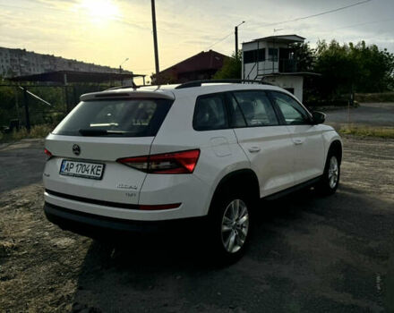 Белый Шкода Kodiaq, объемом двигателя 1.97 л и пробегом 260 тыс. км за 24900 $, фото 5 на Automoto.ua