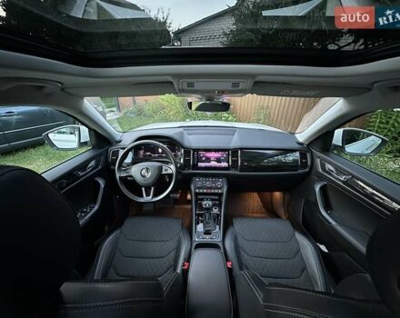 Білий Шкода Kodiaq, об'ємом двигуна 1.97 л та пробігом 215 тис. км за 31950 $, фото 103 на Automoto.ua