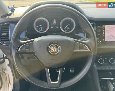 Шкода Kodiaq 2019 у Харкові на Automoto.ua Білий Шкода Kodiaq, об'ємом двигуна 1.98 л та пробігом 99 тис. км за 29000 $, фото 29 на Automoto.ua