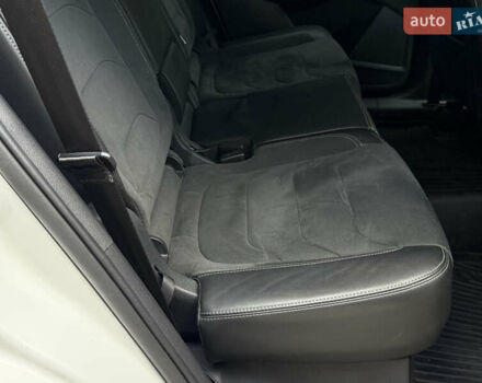 Білий Шкода Kodiaq, об'ємом двигуна 1.97 л та пробігом 79 тис. км за 31000 $, фото 7 на Automoto.ua