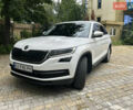 Белый Шкода Kodiaq, объемом двигателя 1.98 л и пробегом 229 тыс. км за 21500 $, фото 4 на Automoto.ua