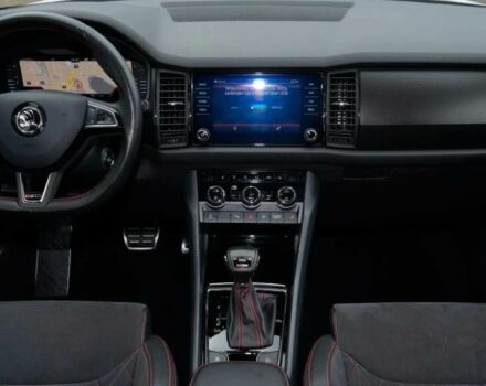 Білий Шкода Kodiaq, об'ємом двигуна 2 л та пробігом 68 тис. км за 19750 $, фото 4 на Automoto.ua